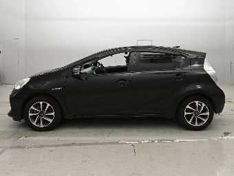 TOYOTA AQUA 2014 Image 4