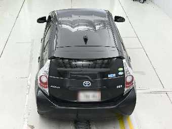 TOYOTA AQUA 2014 Image 8