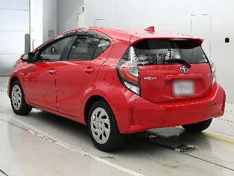 TOYOTA AQUA 2018 Image 6