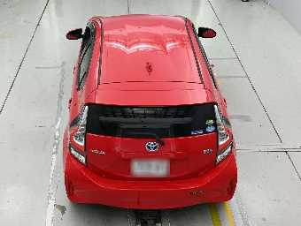 TOYOTA AQUA 2018 Image 8