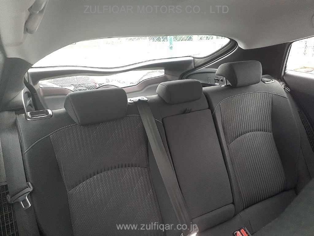 TOYOTA PRIUS PHV 2021 Image 11