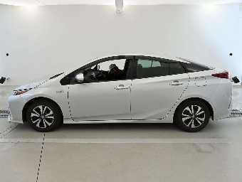 TOYOTA PRIUS PHV 2021 Image 4