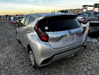 TOYOTA AQUA 2022 Image 4