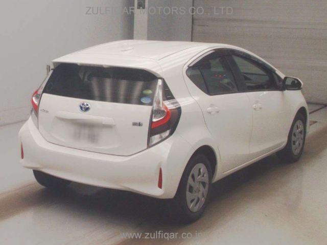 TOYOTA AQUA 2021 Image 2