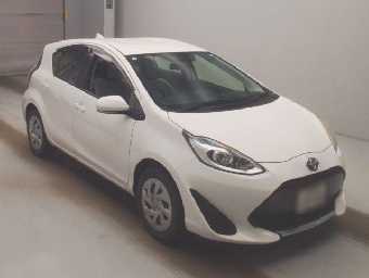 TOYOTA AQUA 2021 Image 3