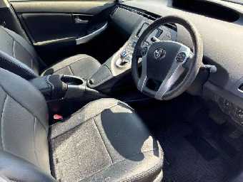 TOYOTA PRIUS 2015 Image 7