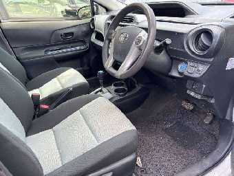 TOYOTA AQUA 2014 Image 5