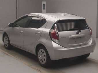 TOYOTA AQUA 2016 Image 4