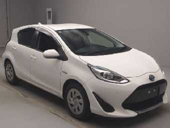 TOYOTA AQUA 2019 Image 3