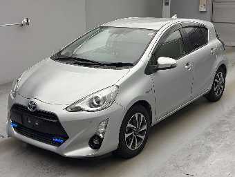 TOYOTA AQUA 2016 Image 1