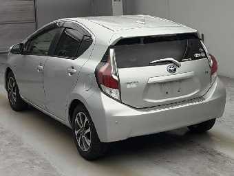 TOYOTA AQUA 2016 Image 4