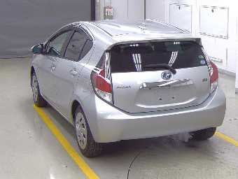 TOYOTA AQUA 2016 Image 3