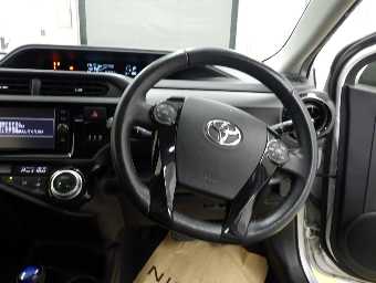 TOYOTA AQUA 2016 Image 5