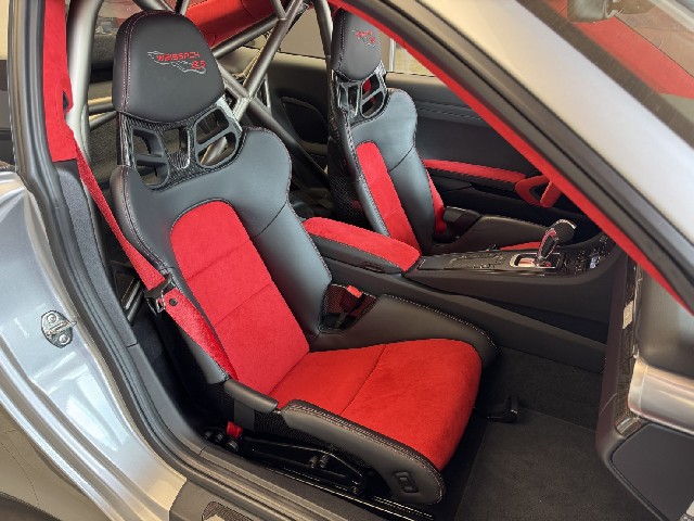 PORSCHE 911 2019 Image 21