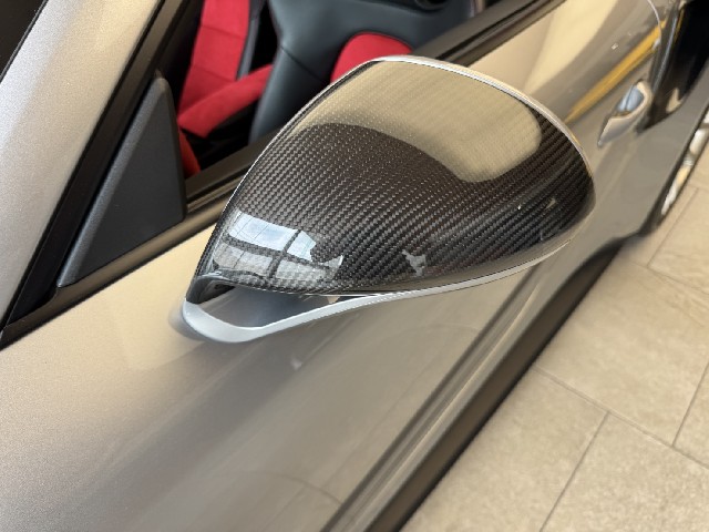 PORSCHE 911 2019 Image 26