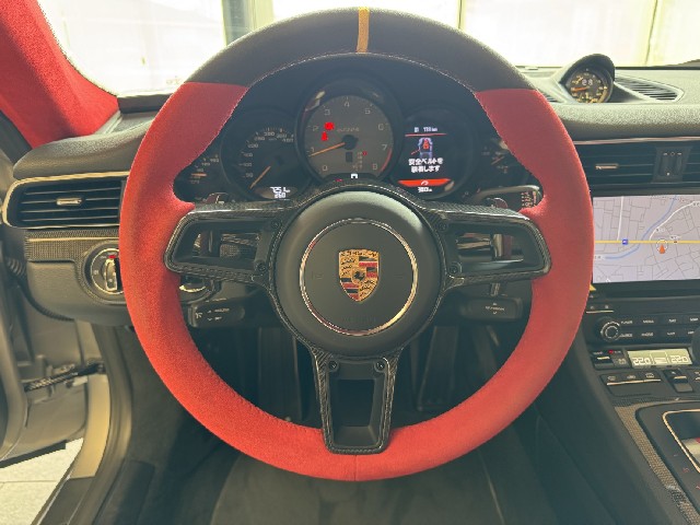 PORSCHE 911 2019 Image 40