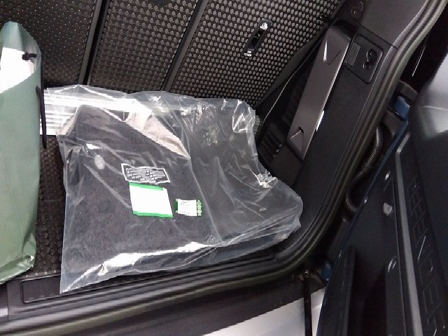 LAND ROVER DEFENDER 2023 Image 19