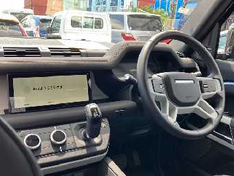 LAND ROVER DEFENDER 2023 Image 6