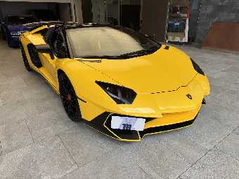 LAMBORGHINI AVENTADOR 2016 Image 11