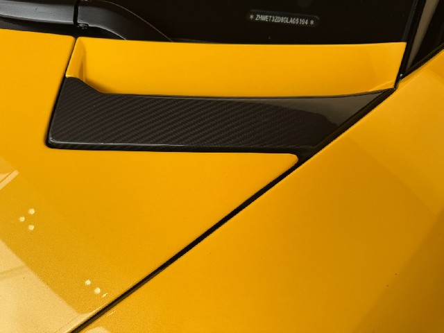 LAMBORGHINI AVENTADOR 2016 Image 34