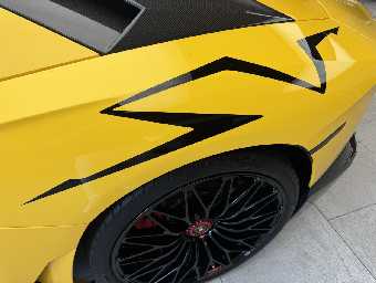 LAMBORGHINI AVENTADOR 2016 Image 31