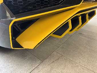 LAMBORGHINI AVENTADOR 2016 Image 35