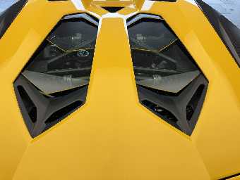 LAMBORGHINI AVENTADOR 2016 Image 36