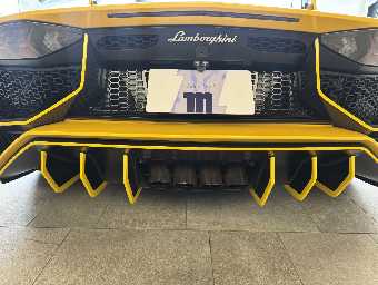 LAMBORGHINI AVENTADOR 2016 Image 37