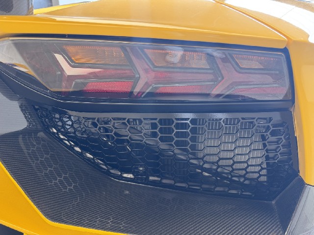 LAMBORGHINI AVENTADOR 2016 Image 44