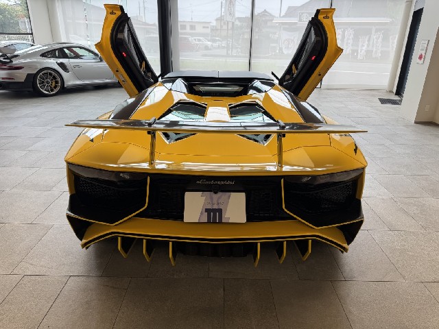 LAMBORGHINI AVENTADOR 2016 Image 75