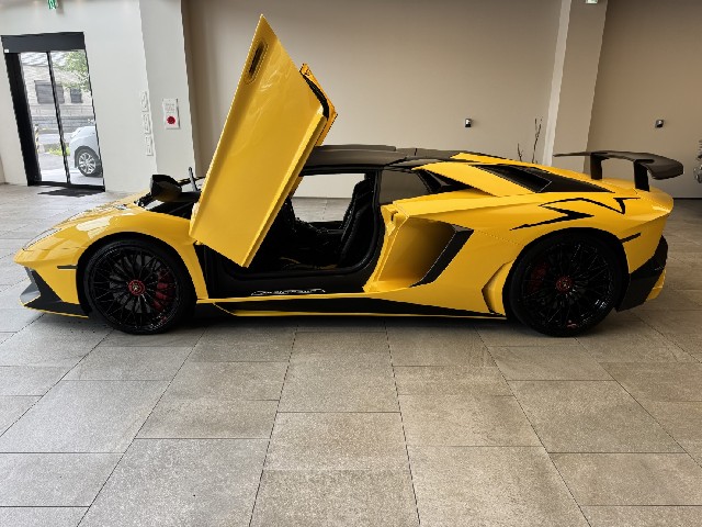 LAMBORGHINI AVENTADOR 2016 Image 77