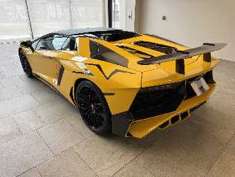 LAMBORGHINI AVENTADOR 2016 Image 78
