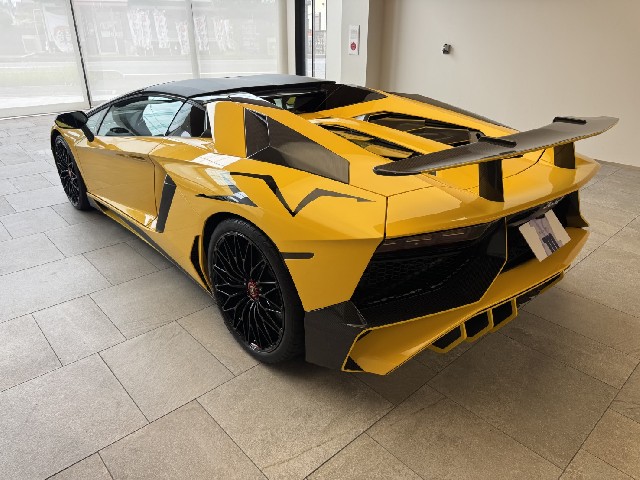 LAMBORGHINI AVENTADOR 2016 Image 84