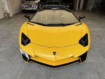 LAMBORGHINI AVENTADOR 2016 Image 10