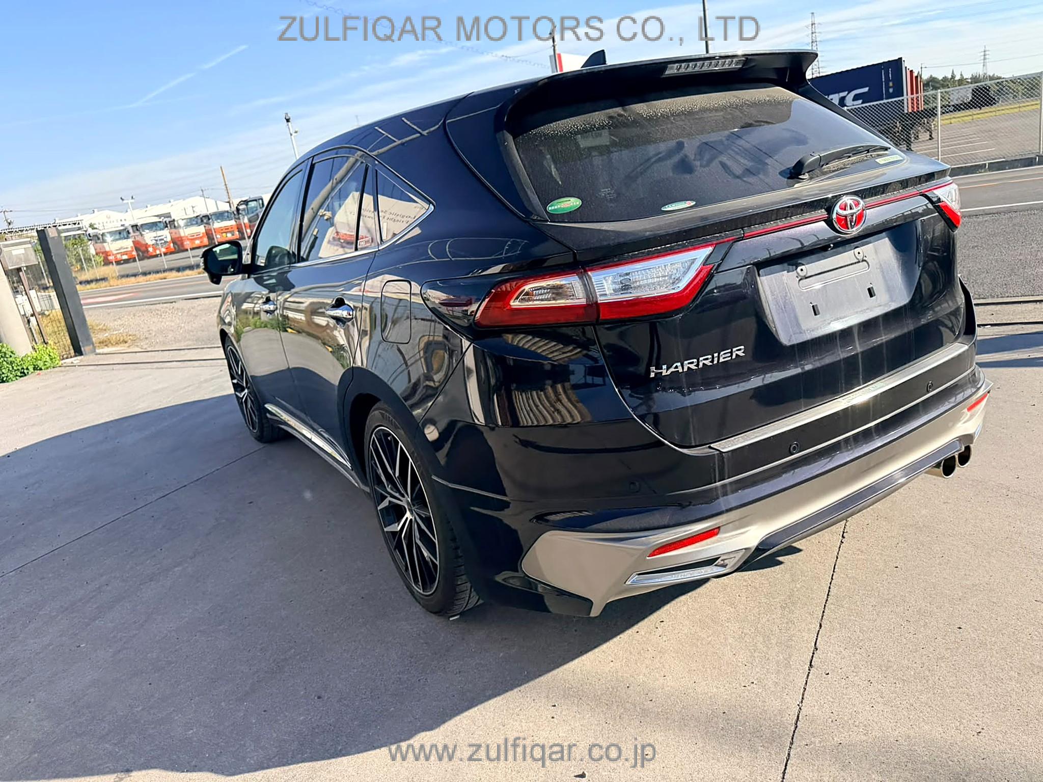 TOYOTA HARRIER 2020 Image 4