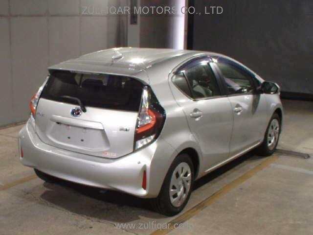 TOYOTA AQUA 2021 Image 5