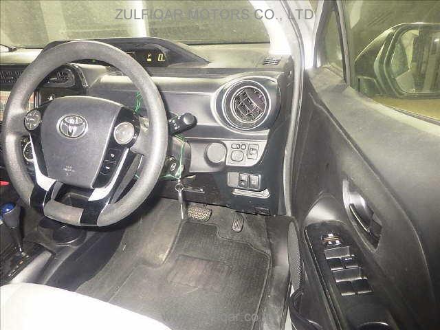 TOYOTA AQUA 2021 Image 7