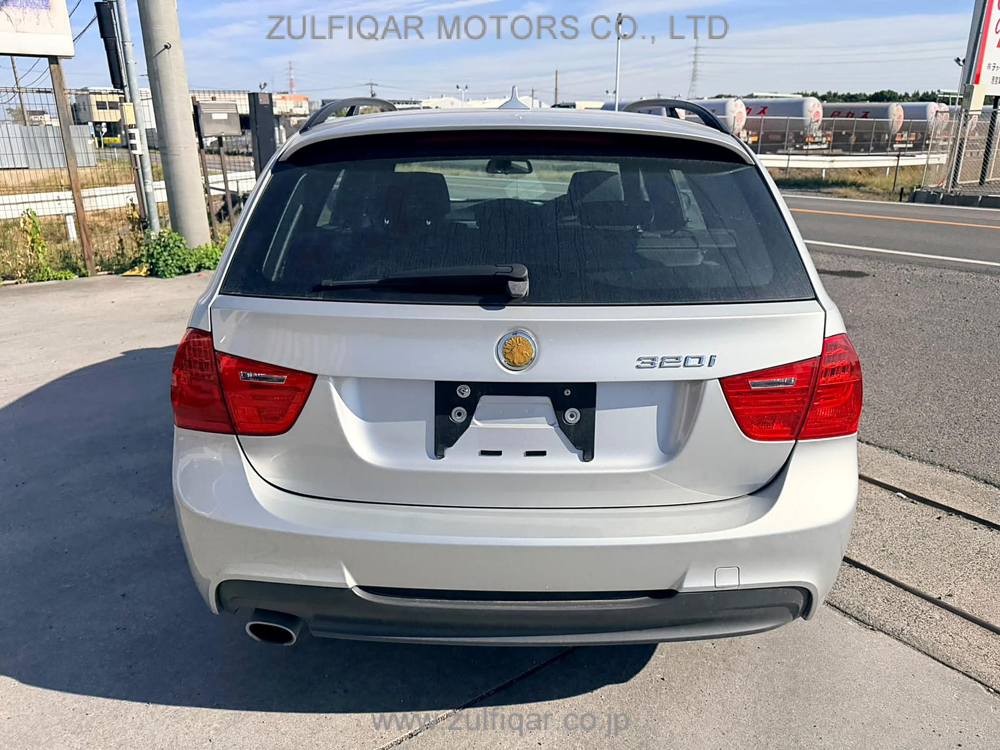 BMW 3 SERIES 2009 Image 6