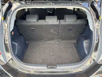 TOYOTA AQUA 2014 Image 8