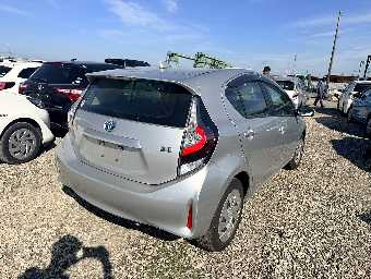TOYOTA AQUA 2021 Image 19
