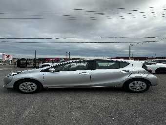 TOYOTA AQUA 2021 Image 6