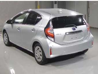 TOYOTA AQUA 2019 Image 4