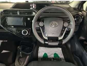TOYOTA AQUA 2019 Image 6