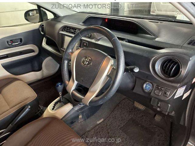 TOYOTA AQUA 2014 Image 5