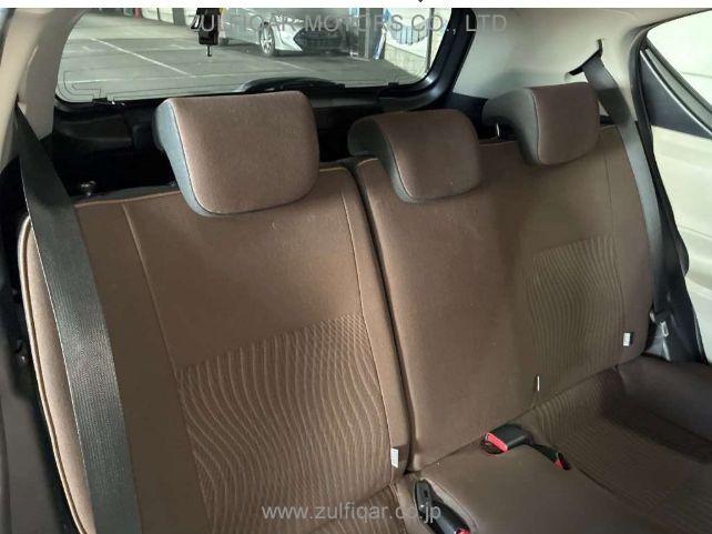 TOYOTA AQUA 2014 Image 7