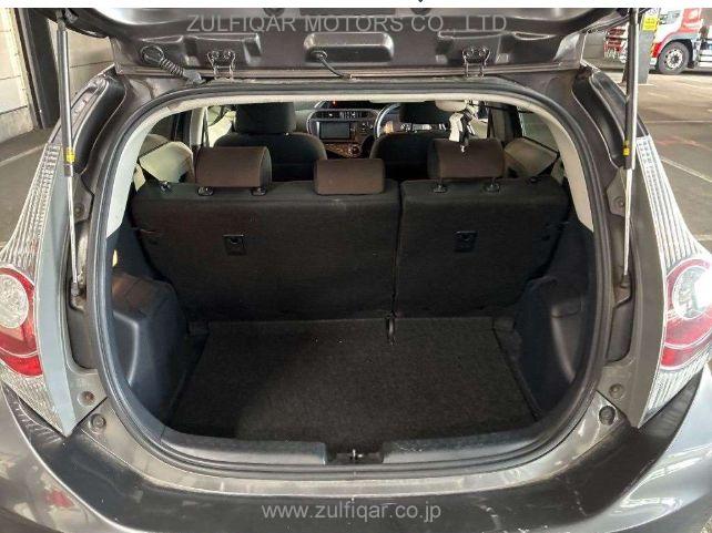 TOYOTA AQUA 2014 Image 8