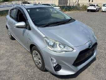 TOYOTA AQUA 2016 Image 3