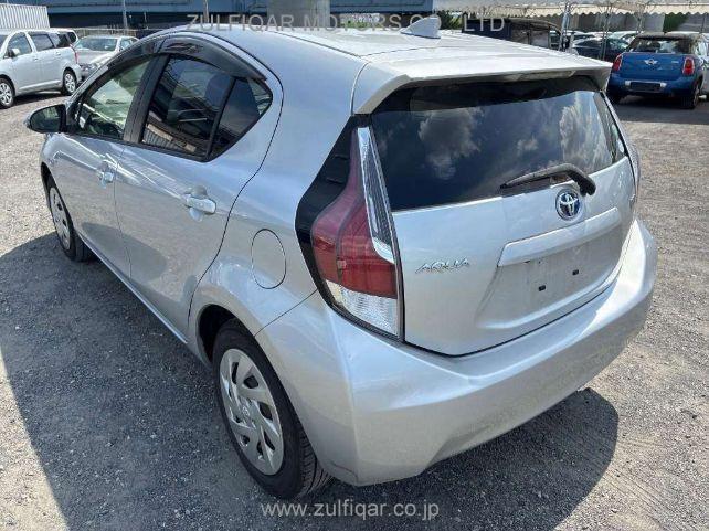 TOYOTA AQUA 2016 Image 4