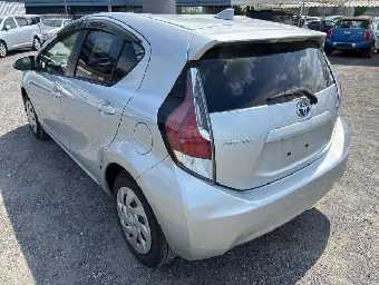 TOYOTA AQUA 2016 Image 4