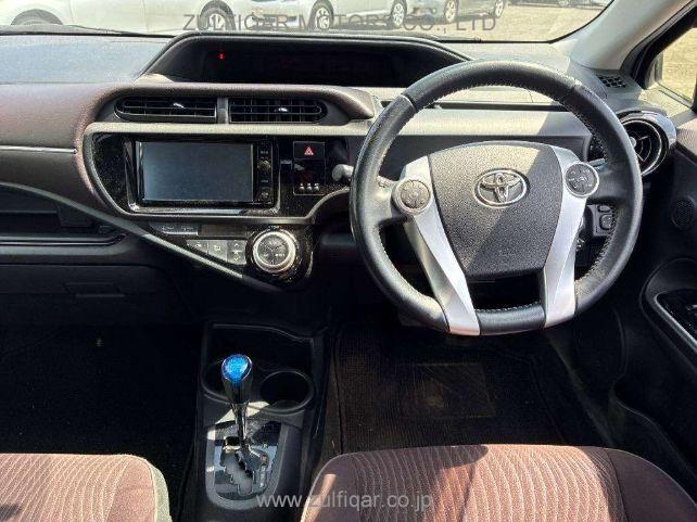 TOYOTA AQUA 2016 Image 6